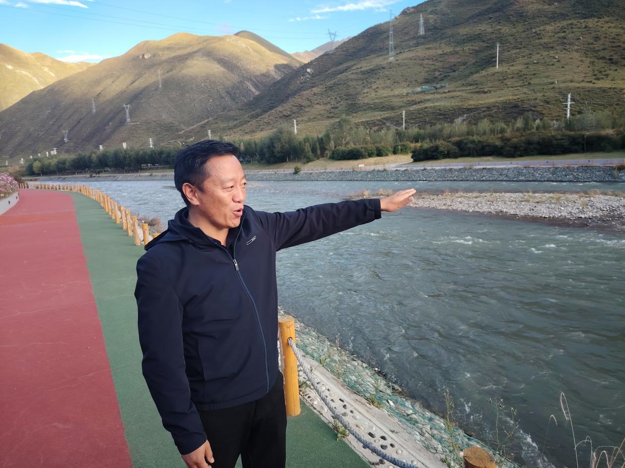 青海省玉树藏族自治州：深化河湖长制守护“中华水塔” 力保“一江清水向东流”